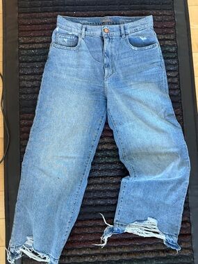 Hardly worn DL1961 Hepburn Wide Leg Jeans